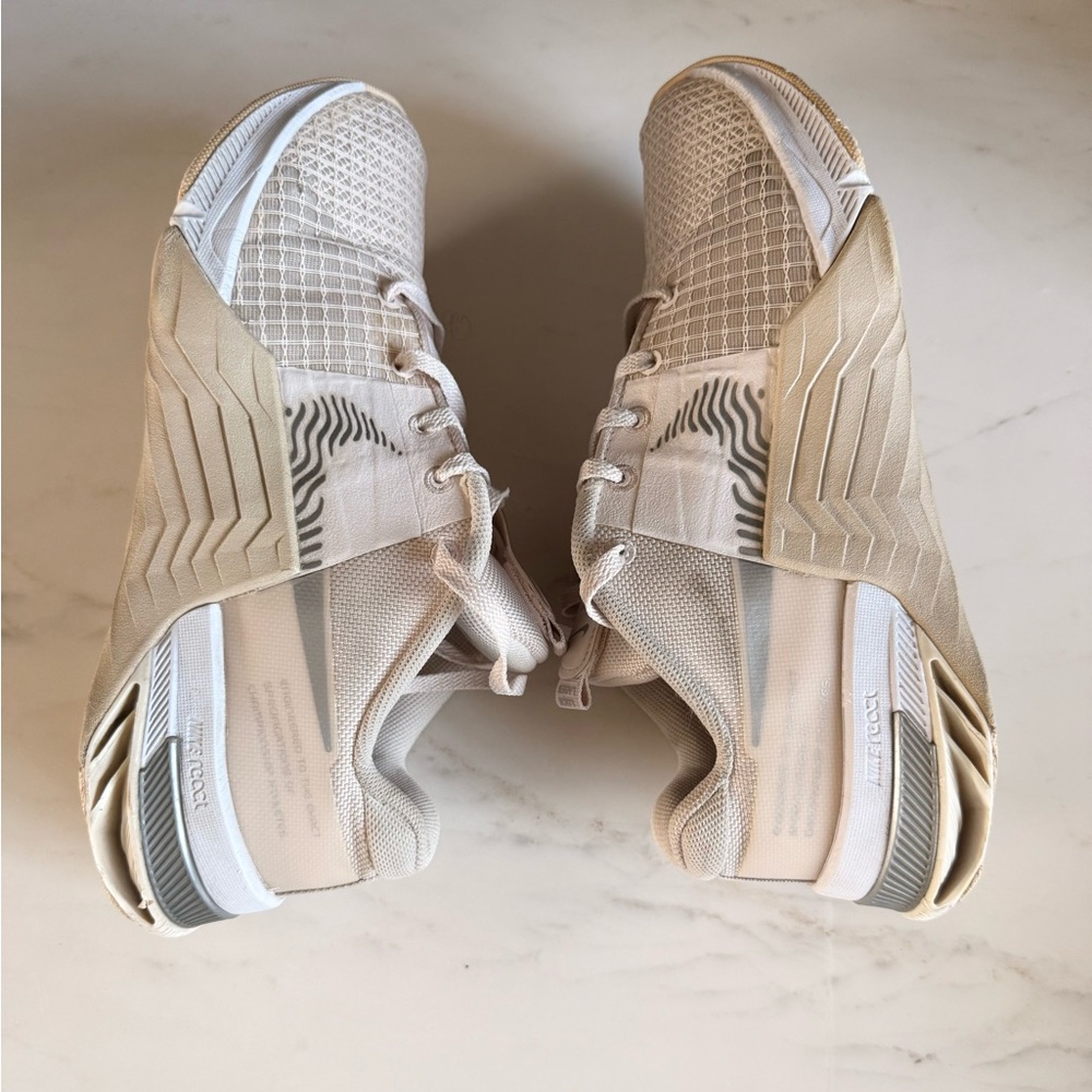 Nike Metcon 8 Women's Training Sneakers athletic Shoes Pink Size 8 CrossFit Gym - Picture 8 of 15